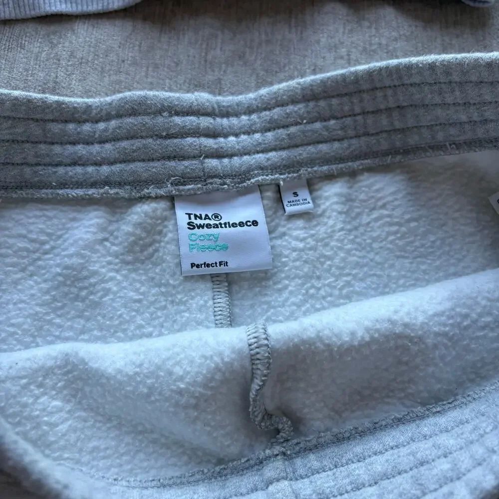 Aritzia Grey Lounge Set - Picture 5 of 5